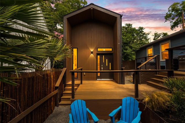2214 Garden ST 1, Austin, TX 78702