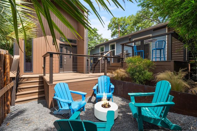 2214 Garden ST 1, Austin, TX 78702