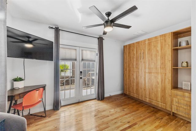 2214 Garden ST 1, Austin, TX 78702