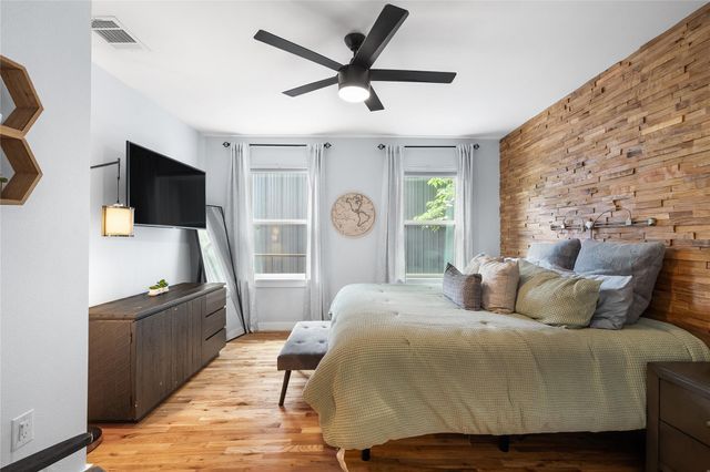2214 Garden ST 1, Austin, TX 78702