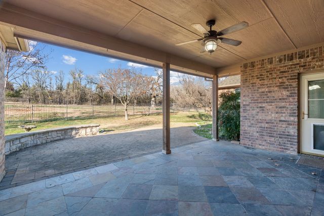 135 N Boyce Lane, Fort Worth, TX 76108