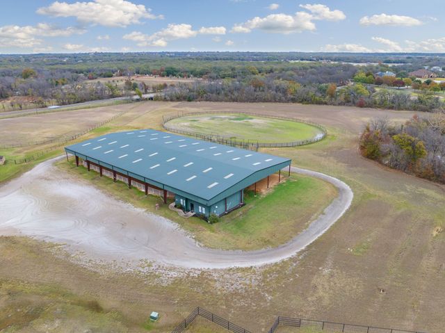 135 N Boyce Lane, Fort Worth, TX 76108