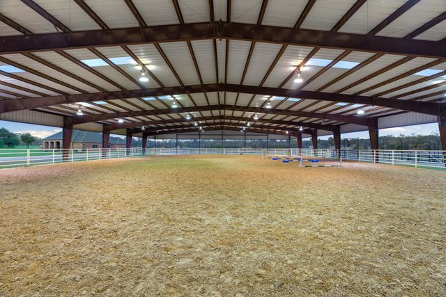 135 N Boyce Lane, Fort Worth, TX 76108