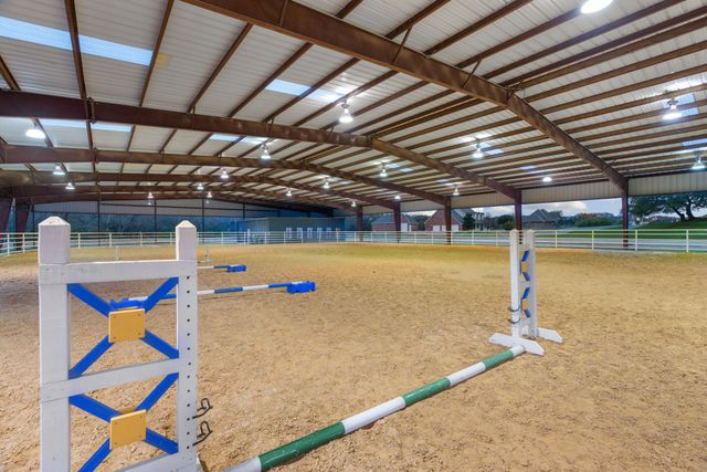 135 N Boyce Lane, Fort Worth, TX 76108