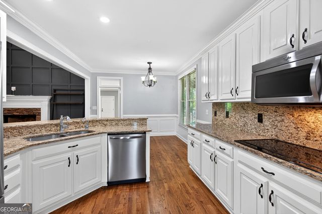 290 Youngs Circle, Fayetteville, GA 30215