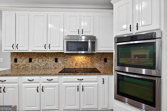 290 Youngs Circle, Fayetteville, GA 30215