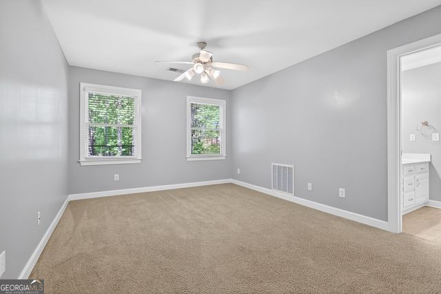 290 Youngs Circle, Fayetteville, GA 30215