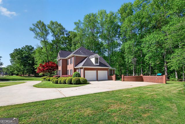 290 Youngs Circle, Fayetteville, GA 30215