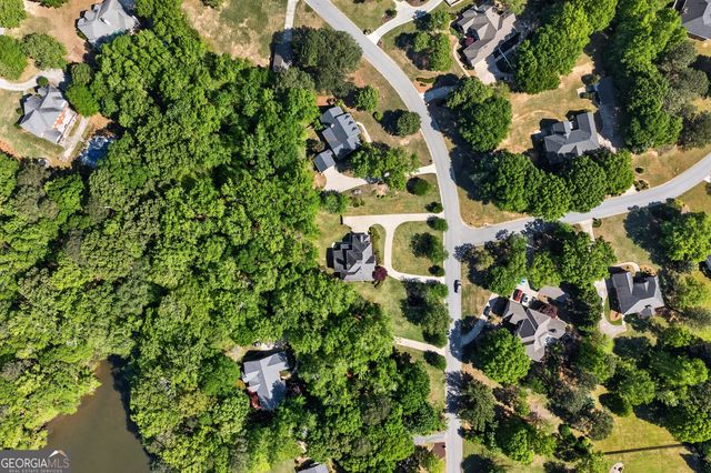 290 Youngs Circle, Fayetteville, GA 30215