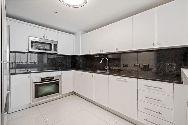 6899 Collins Avenue 702, Miami Beach, FL 33141