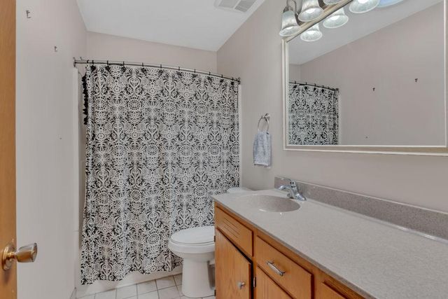 11 N Renstrom Street, Blomkest, MN 56216