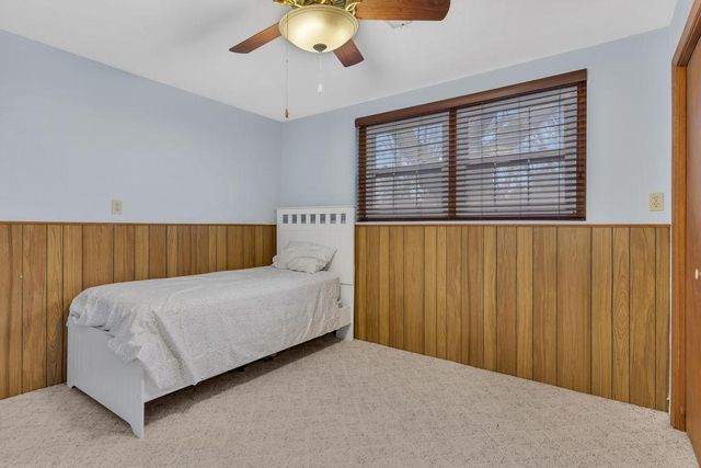 11 N Renstrom Street, Blomkest, MN 56216