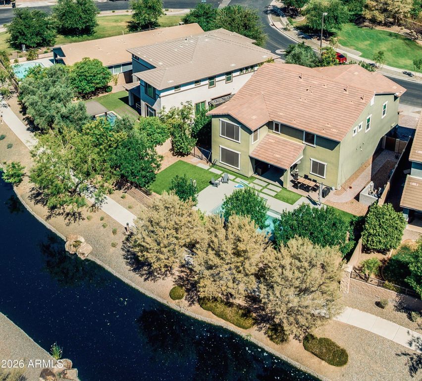 Image 4 of property listing at 5051 S GIRARD Street, Gilbert, AZ 85298