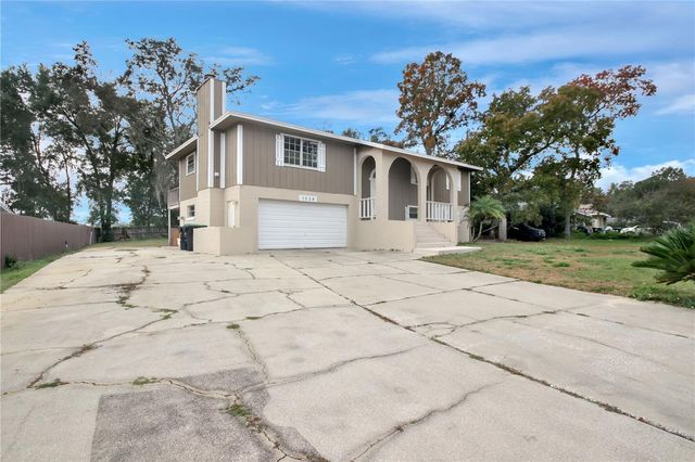 1524 YVONNE STREET, Apopka, FL 32712