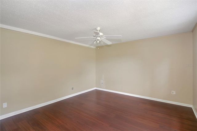 1524 YVONNE STREET, Apopka, FL 32712