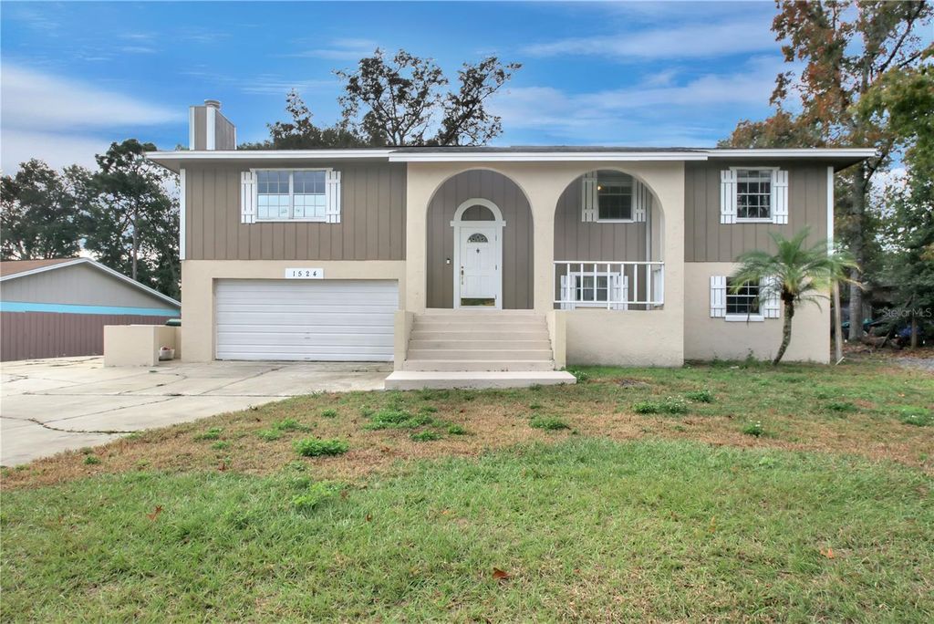 1524 YVONNE STREET, Apopka, FL 32712