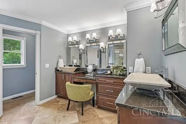 7377 Avenel Court, West Chester, OH 45069