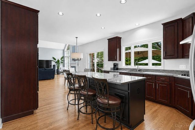 7377 Avenel Court, West Chester, OH 45069