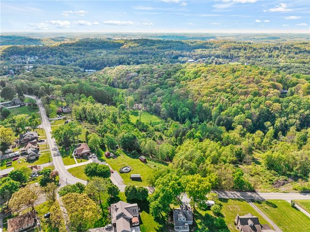 1503 Ridge Rd, Penn Twp, PA 15644
