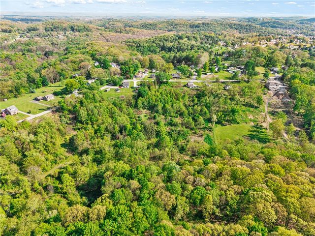 1503 Ridge Rd, Penn Twp, PA 15644