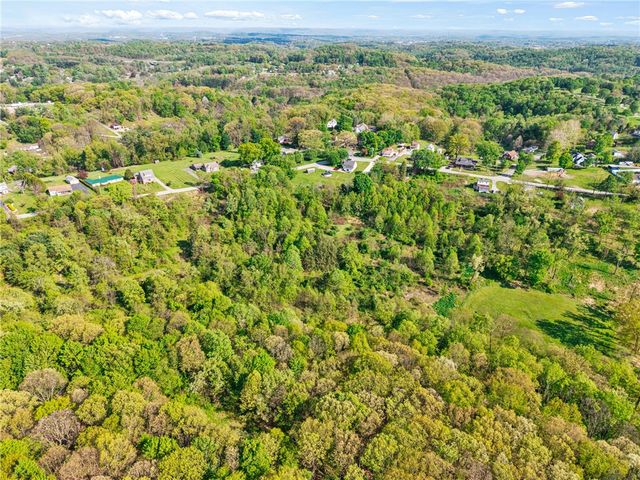 1503 Ridge Rd, Penn Twp, PA 15644