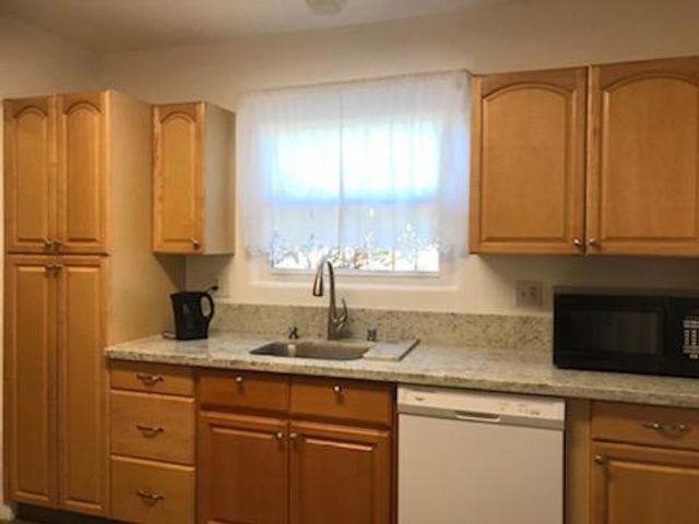 7660 Carmel Street, Gilroy, CA 95020