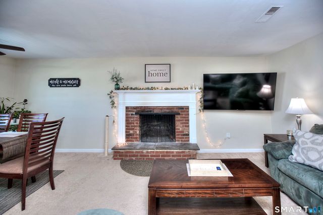 113 Carriage Path South 113, Milford, CT 06460