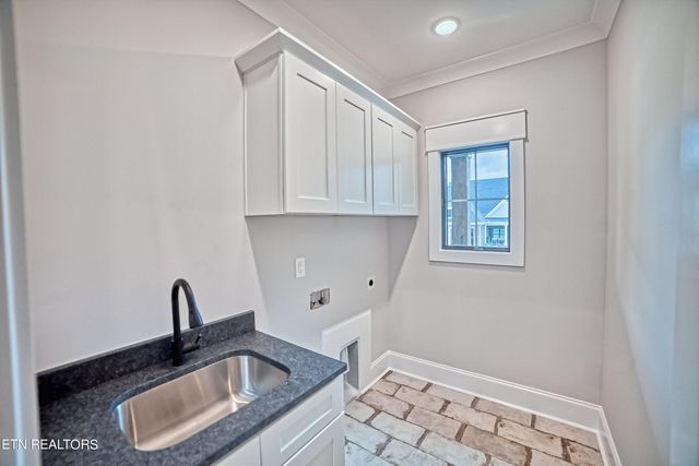 2323 Misty Mountain Circle, Knoxville, TN 37932