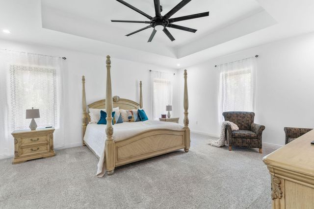 2538 E Farm Road 188, Ozark, MO 65721