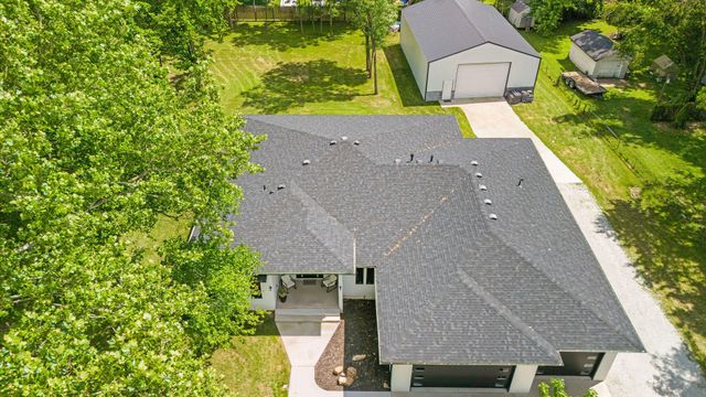 2538 E Farm Road 188, Ozark, MO 65721