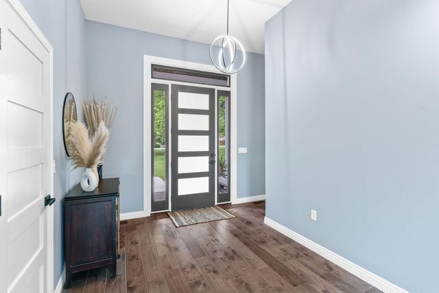 2538 E Farm Road 188, Ozark, MO 65721