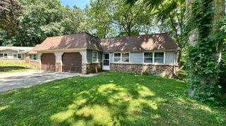3919 3917 Reinhardt Drive, Stevensville, MI 49127