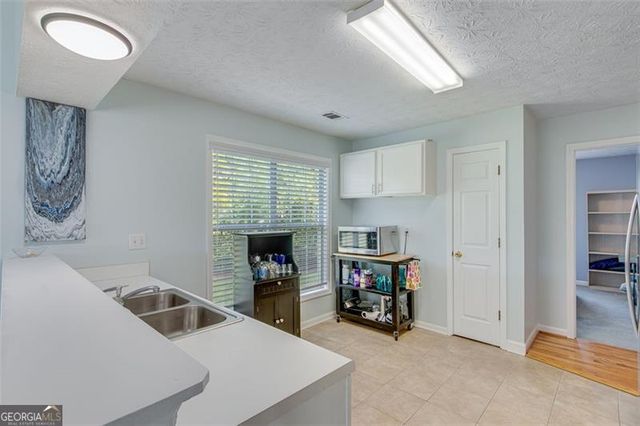 2602 MIDLER Court, Buford, GA 30519