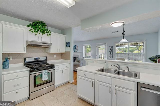 2602 MIDLER Court, Buford, GA 30519