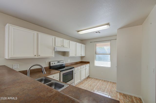 16735 N 113TH Avenue, Surprise, AZ 85378