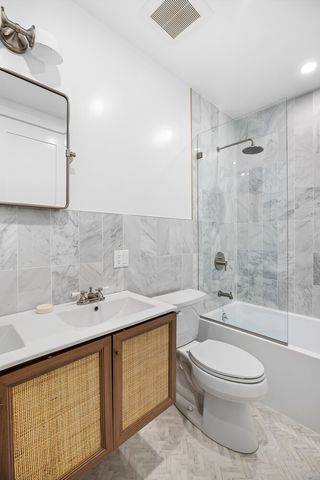 493 HANCOCK Street, New York City, NY 11233