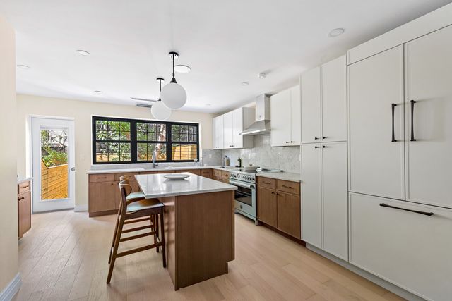 493 HANCOCK Street, New York City, NY 11233