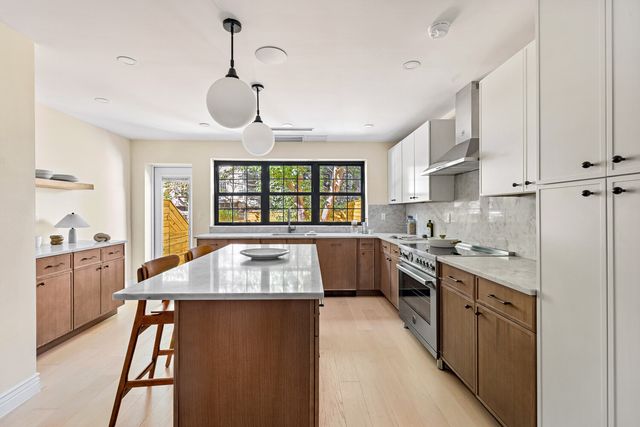 493 HANCOCK Street, New York City, NY 11233