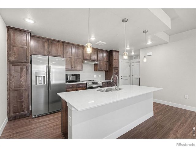 265 High Point Drive 206, Longmont, CO 80504