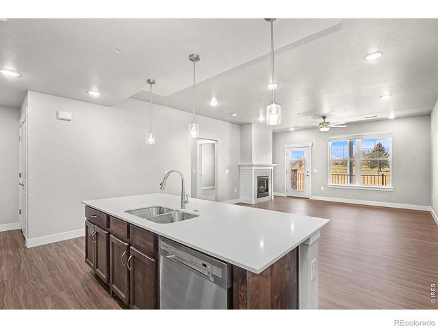 265 High Point Drive 206, Longmont, CO 80504