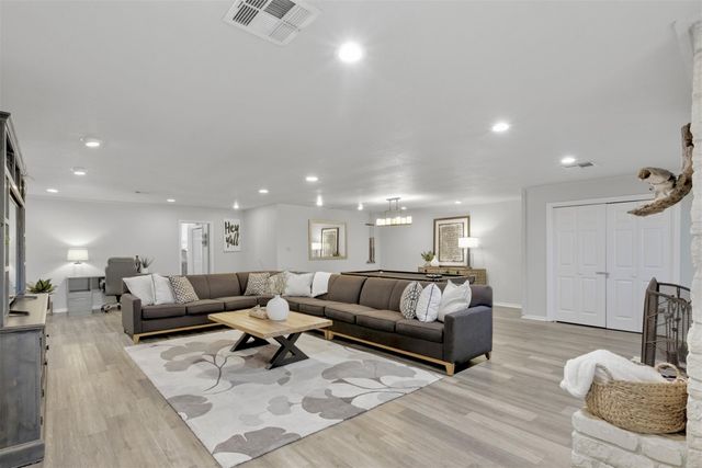 1710 Old Mill RD 12, Salado, TX 76571