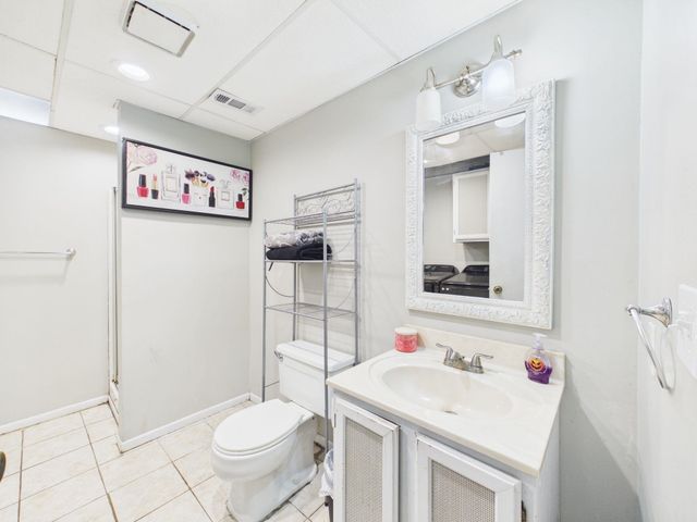 2109 S Dalton St, Wichita, KS 67207