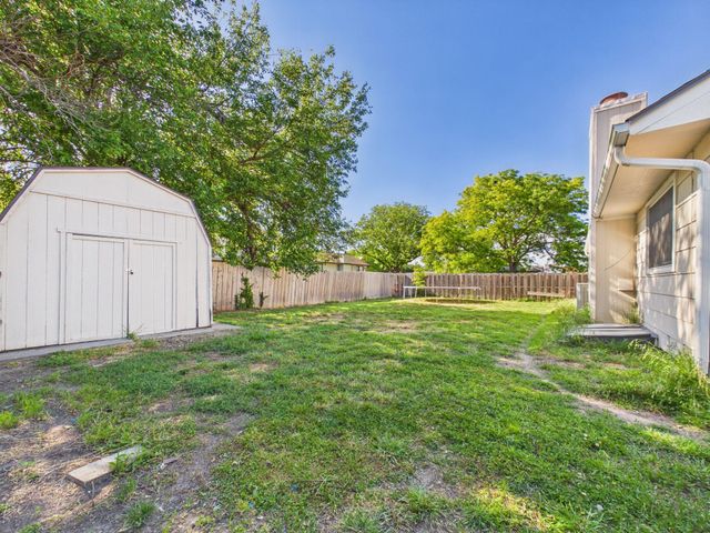 2109 S Dalton St, Wichita, KS 67207