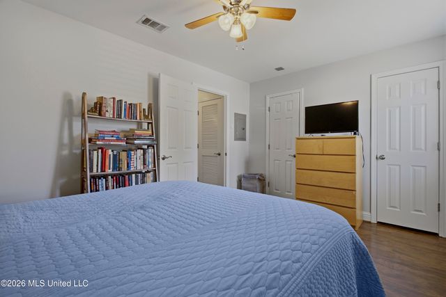 1664 Beach Boulevard, 68, Biloxi, MS 39531