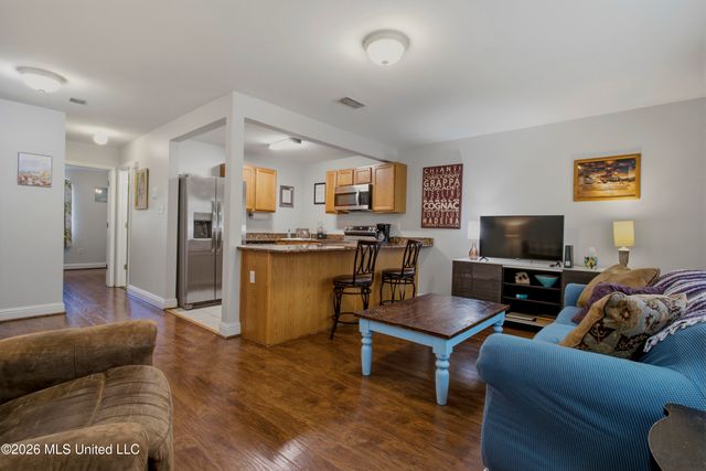 1664 Beach Boulevard, 68, Biloxi, MS 39531