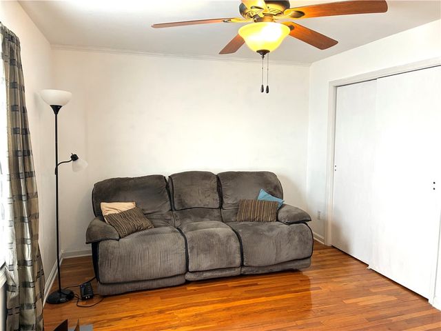 680 CARRIAGE Circle, Pennsbury, PA 15205