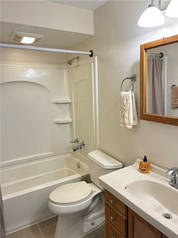 680 CARRIAGE Circle, Pennsbury, PA 15205