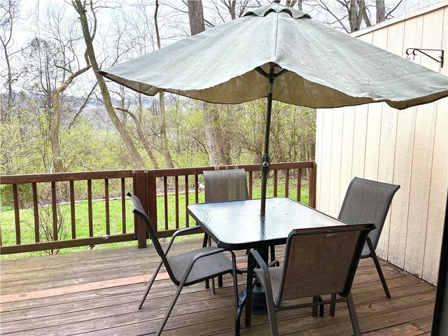 680 CARRIAGE Circle, Pennsbury, PA 15205