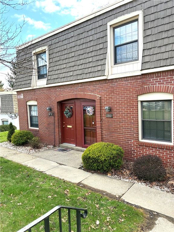680 CARRIAGE Circle, Pennsbury, PA 15205