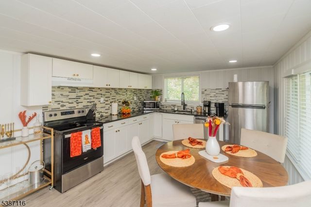 908 Willow Drive, Stillwater Twp., NJ 07860